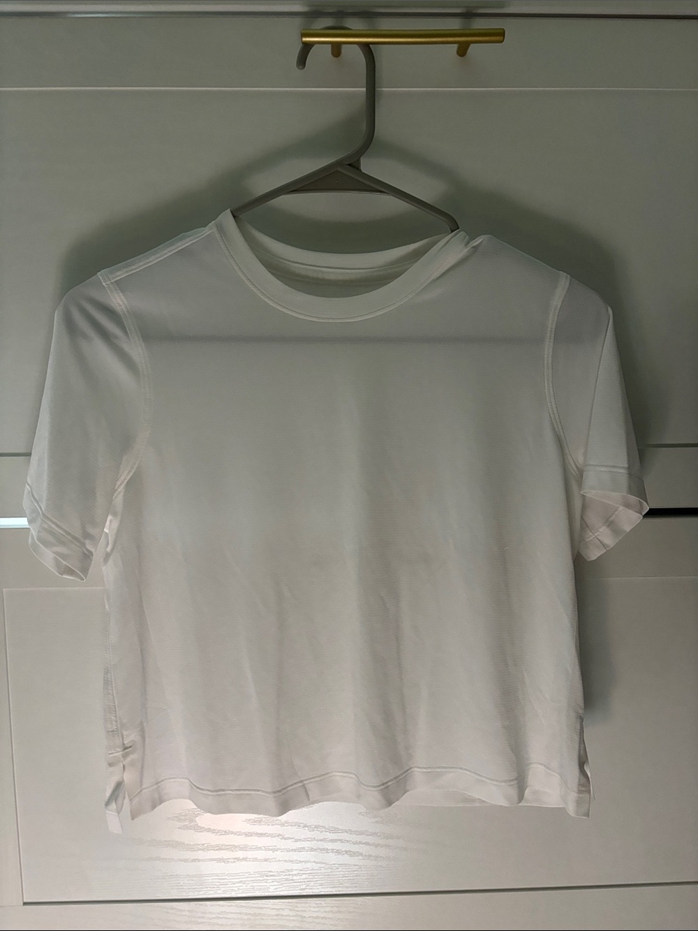 Lululemon White Short-Sleeve Crewneck Women's Crop Top